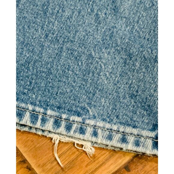 St Johns Bay Womens Jeans 12P Petite Light Wash Relaxed Fit Straight Leg Mom - Picture 4 of 10